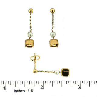 Aretes de oro amarillo de 18 quilates con perla cultivada y poste cuadrado redondeado pulido L. 1.0 pulgada