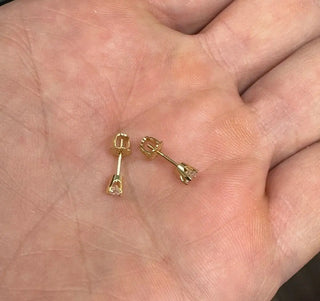 18K Yellow Gold 0.20ct twt Diamond Studs Screwback Earrings