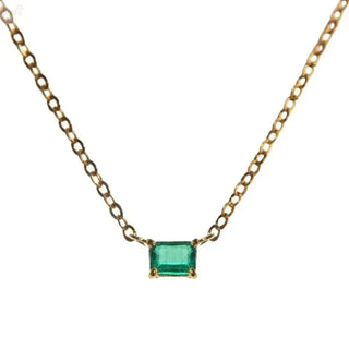 18K Yellow Gold 0.50 ct Solitaire Emerald Rectangle Necklace