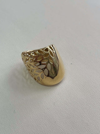 18Kt Yellow Gold Leaf shape laser cut ring , Amalia Jewelry