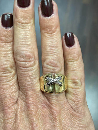 18K Gold two tone "corset" design ring , Amalia Jewelry